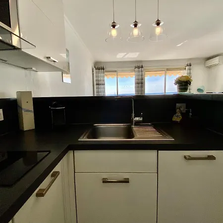 Appartement Standing Center Bay T1, 8, Avec Vue Mer Et Parking *