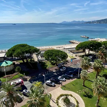 Appartement Standing Center Bay T1, 8, Avec Vue Mer Et Parking