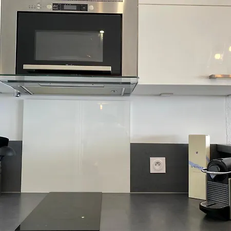 Appartement Standing Center Bay T1, 8, Avec Vue Mer Et Parking