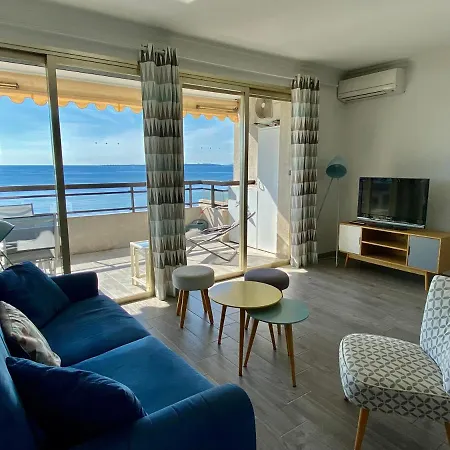 Standing Center Bay T1, 8, Avec Vue Mer Et Parking * Antibes